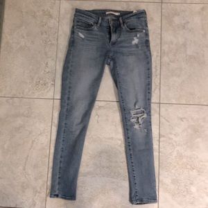Levi 711 Skinny